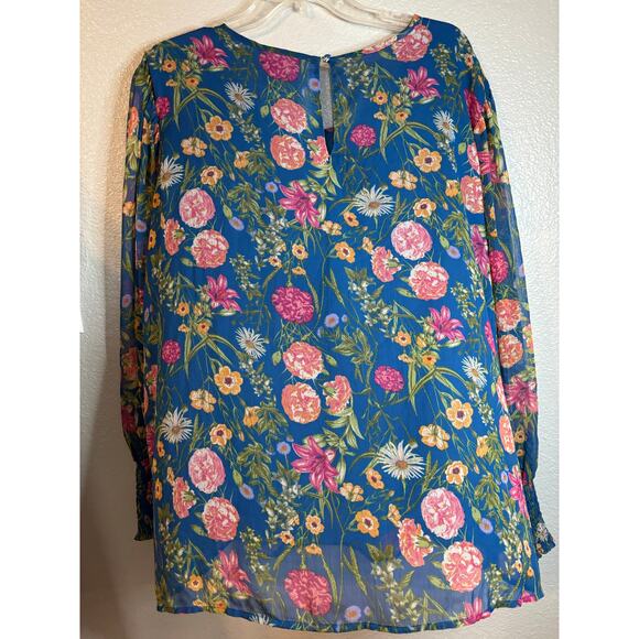 Terra & Sky - Blue Floral Blouse Size 3X - PLUS SIZE Great condition! - Picture 2 of 2